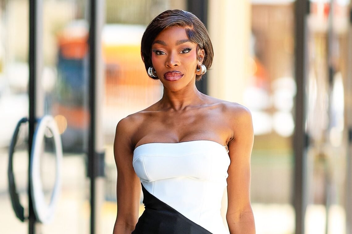 Chelsea Selling Sunset